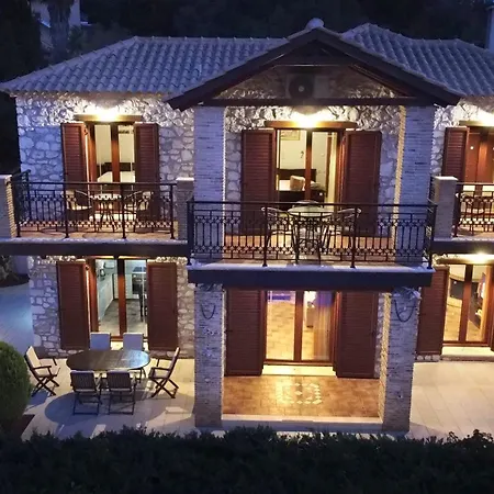 Βίλα George Stone Antipata (Erisos)