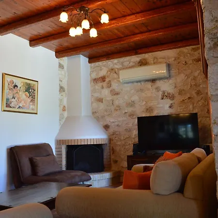 George Stone Βίλα Antipata (Erisos)